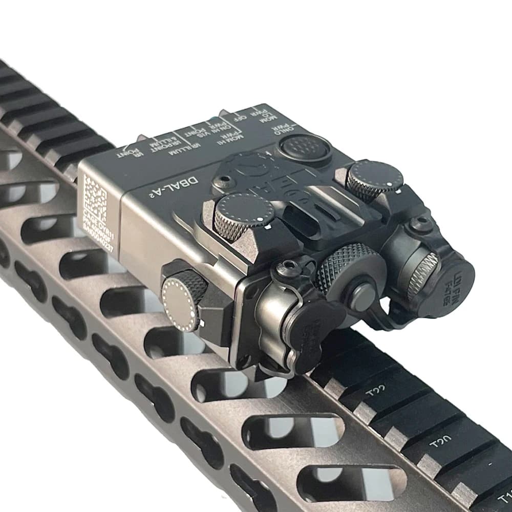 ไฟฉาย + Laser แดง IR DBAL-A2 บอดี้อลูมิเนียม ยี่ห้อ Sotac