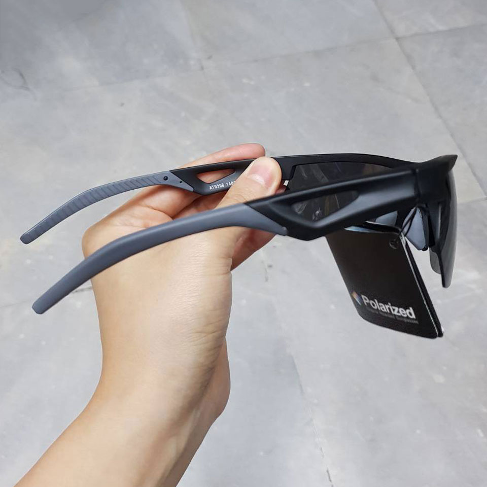 แว่นกันแดด เลนส์ Polarized ทรง Sport 1