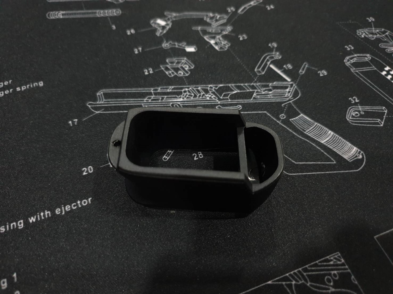 Grip Adapter ต่อด้าม G26 โดยใช้แม็ก G19