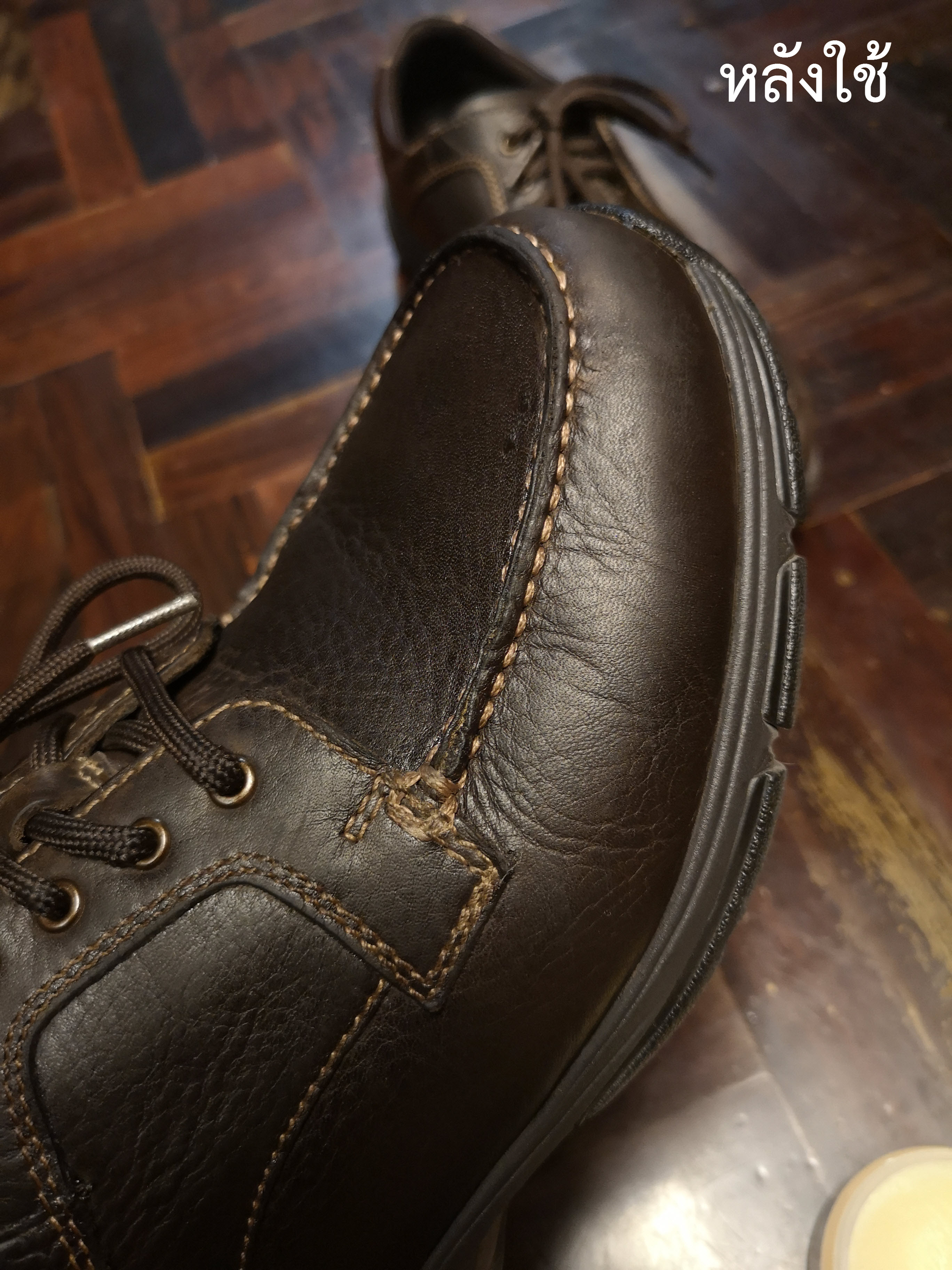 ชุดB1 Triowax แวกซ์บำรุงเครืองหนัง พร้อมแปรงขนม้า L