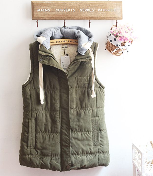 PreOrderไซส์ใหญ่ - เสื้อกันหนาวแฟชั่น ไซส์ใหญ่ ข้างในเป็นขนสัตว์ แขนกุด ใส่ทับข้างนอกเท่ ๆ สี : แดง / น้ำเงิน / ชมพู / เขียว