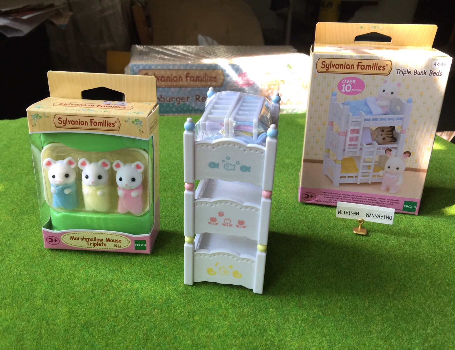 Sylvanian Families Marshmallow Mouse Triplets ครอบครัวซิลวาเนียน แฟมิลี่ หนูมาร์ชเมลโล่ แฝดสาม พร้อมเตียงสามชั้น สุดคุ้ม!!!