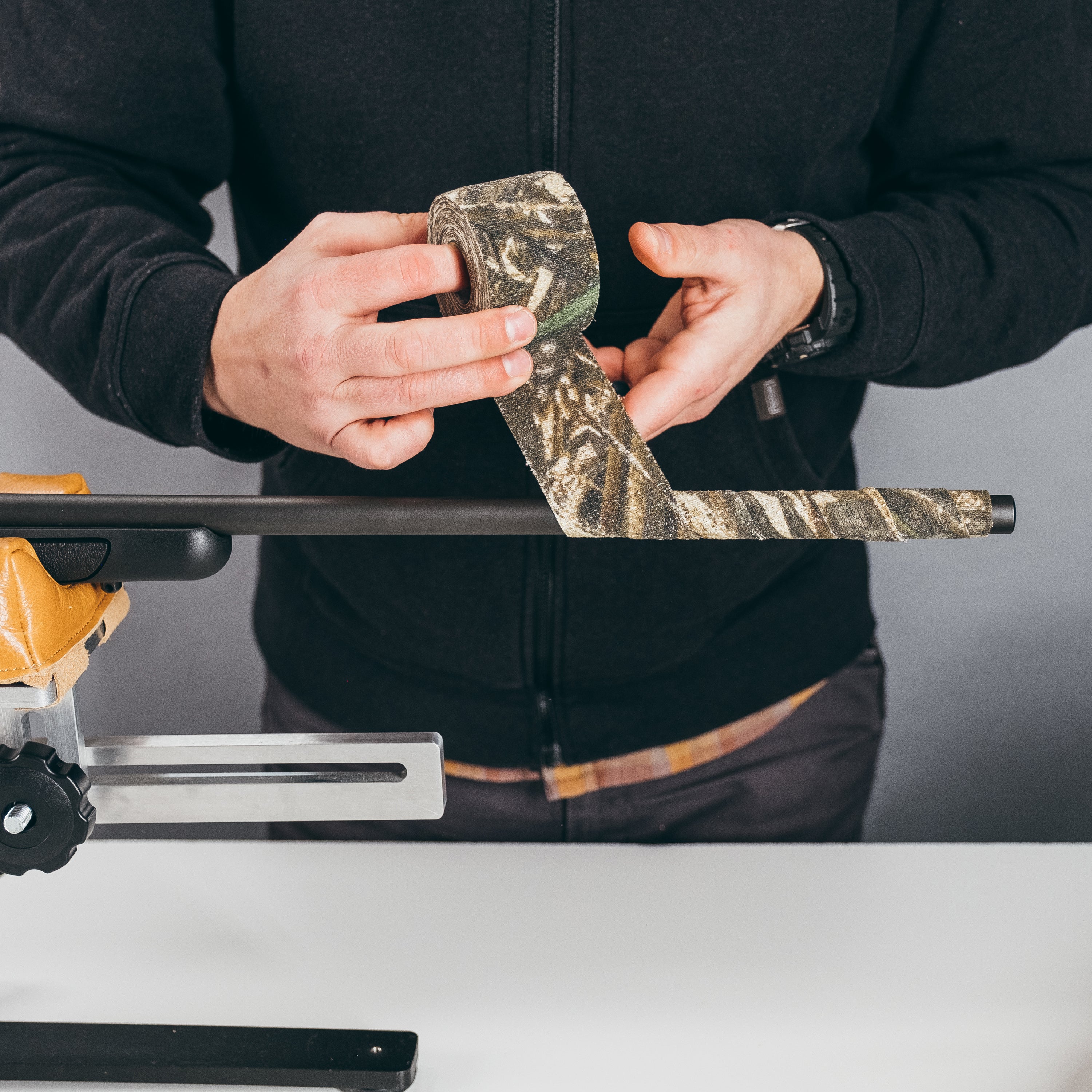 เทปพันปืน สโคป อื่นๆ ใช้ซ้ำได้ (Camo Form Reusable Self Cling Wrap)