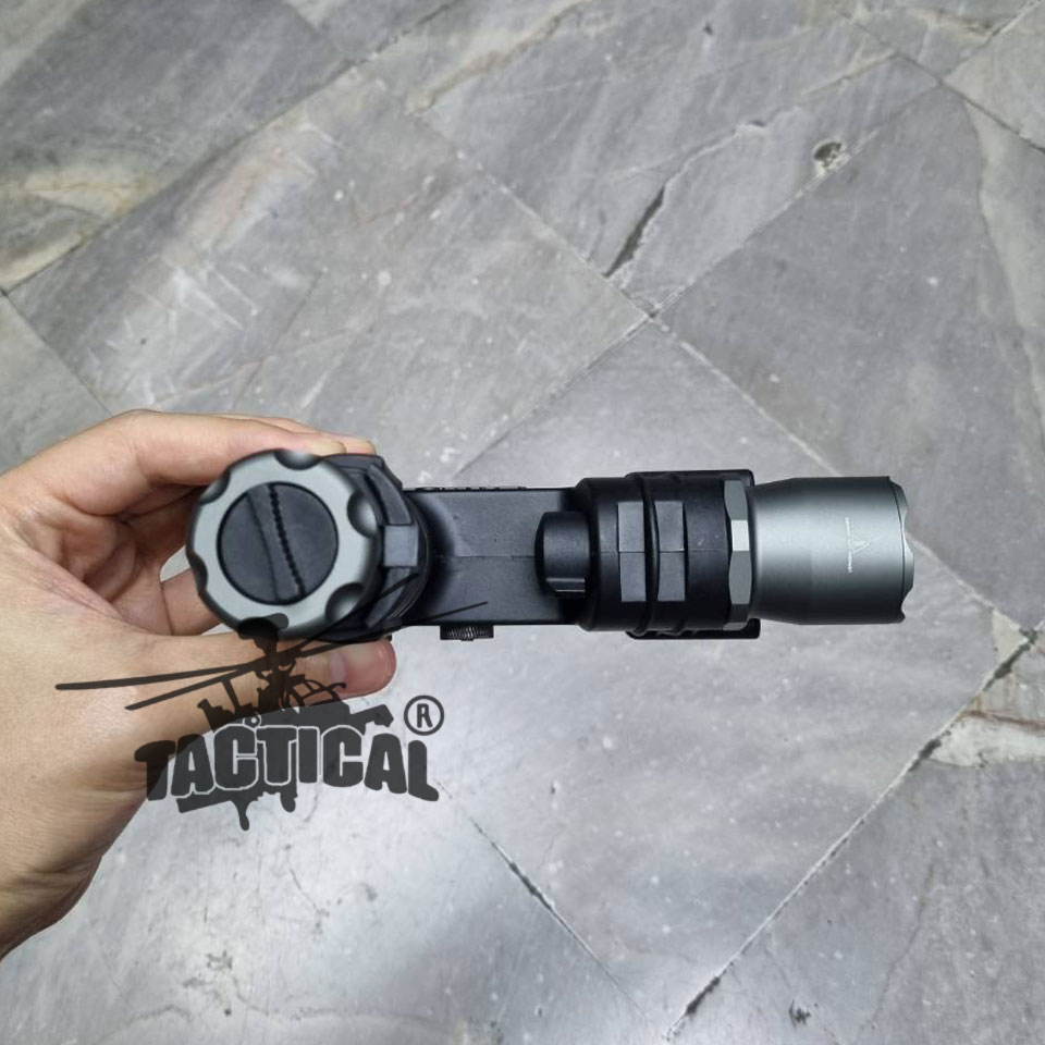 กริปมือไฟฉายติดปืน ยี่ห้อ Surefire รุ่น M910A