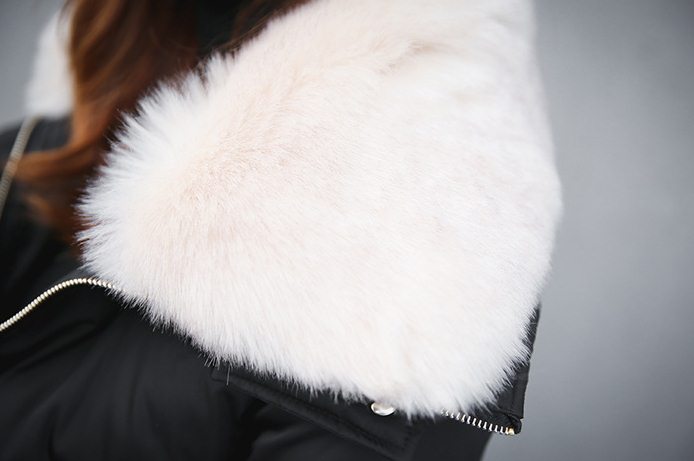 PreOrderคนอ้วน - เสื้อกันหนาว แจ๊คเก็ตบุนุ่น ขนเฟอร์อุ่น ถอดได้ สี : ขาว / ชมพู / ดำ