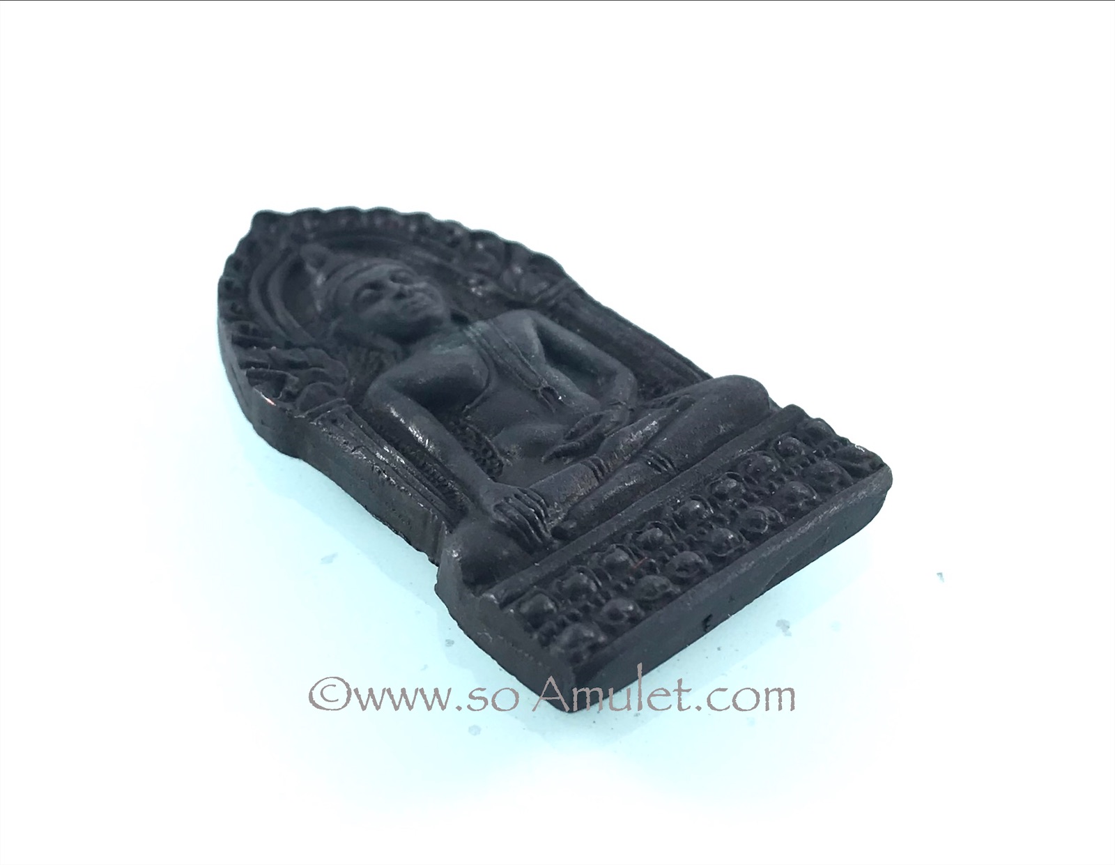 เหรียญหล่อพระพุทธชินราชใบเสมา หลังยันต์เฑาะว์พุทธะ หลวงปู่มี วัดมารวิชัย ปี 2539 เนื้อนวโลหะ จัดสร้างจำนวน 2,000 องค์ พร้อมกล่องเดิม