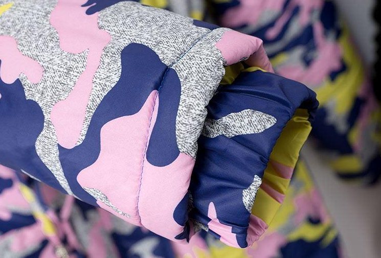 PreOrderคนอ้วน - เสื้อกันหนาวแฟชั่น ไซส์ใหญ่ ลายพรางทหาร ข้างในเป็นขนสัตว์ หนา สี : ดำ / แดง