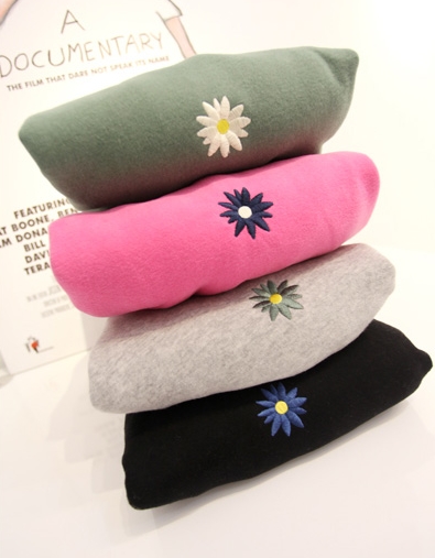 Pre Order - เสื้อกันหนาวแฟชั่น ผ้าขนแกะ ดีไซด์น่ารัก พร้อม Hood : สีชมพู / สีเทา / สีเขียว / สีดำ