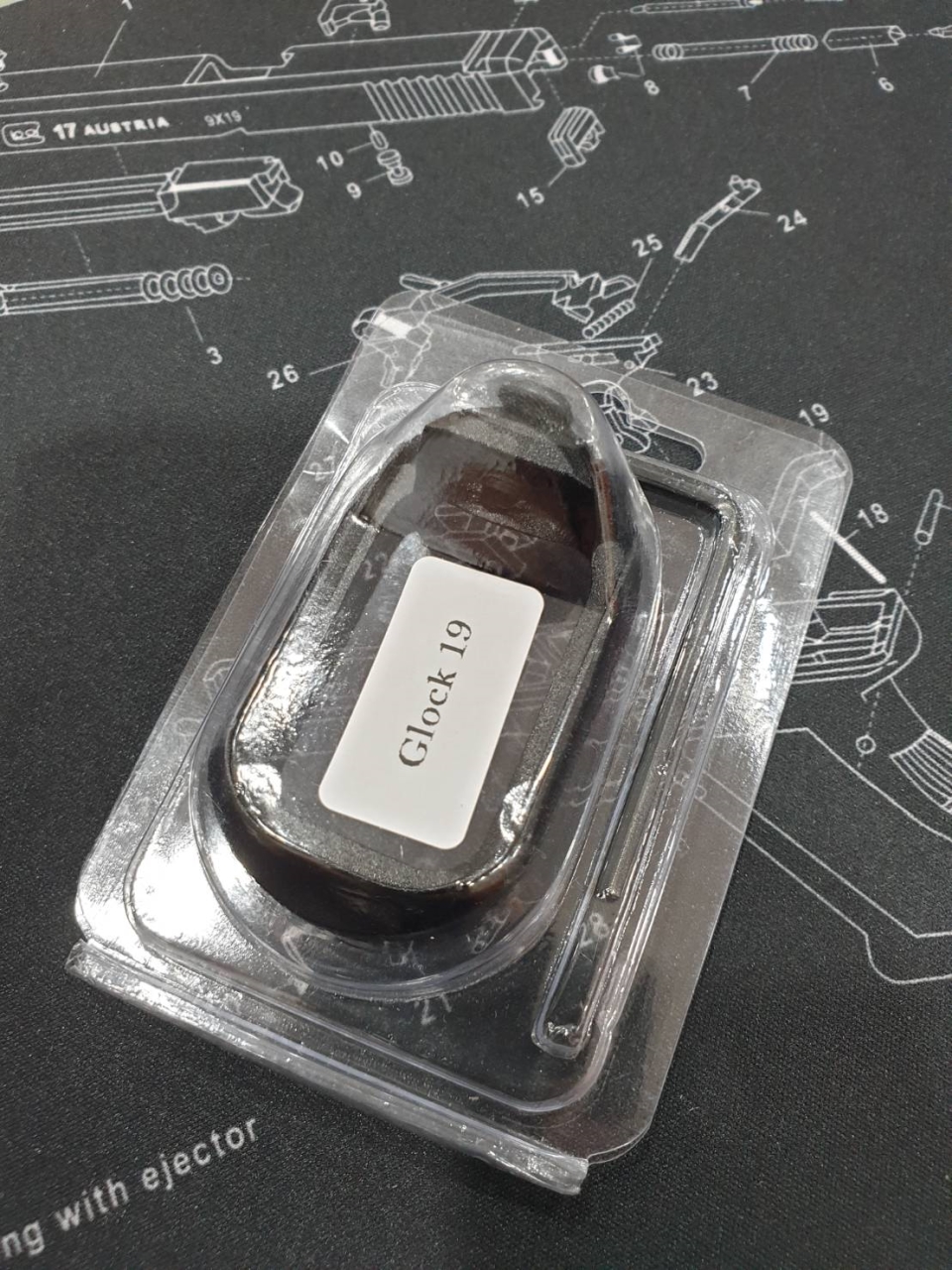 บ่อแม็ก งาน CNC Glock Gen 3/4/5 (3 สี) รุ่น Pro Magwell