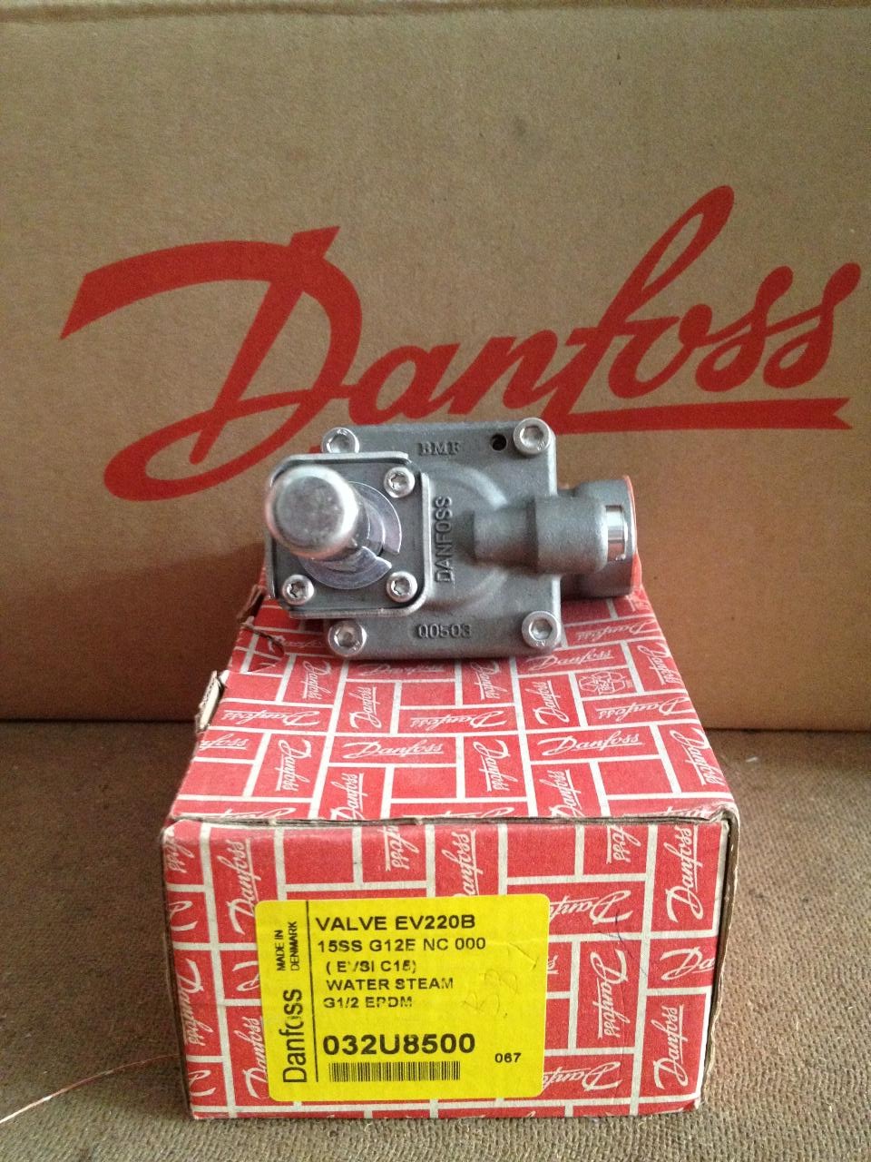 Solenoid valve EV220B 032U8500