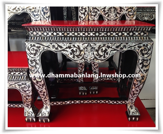 โต๊ะหมู่บูชา หมู่ 9 หน้า 8 ประดับมุก ลายไทย ไม้สัก ขาสิงห์ สีแดง