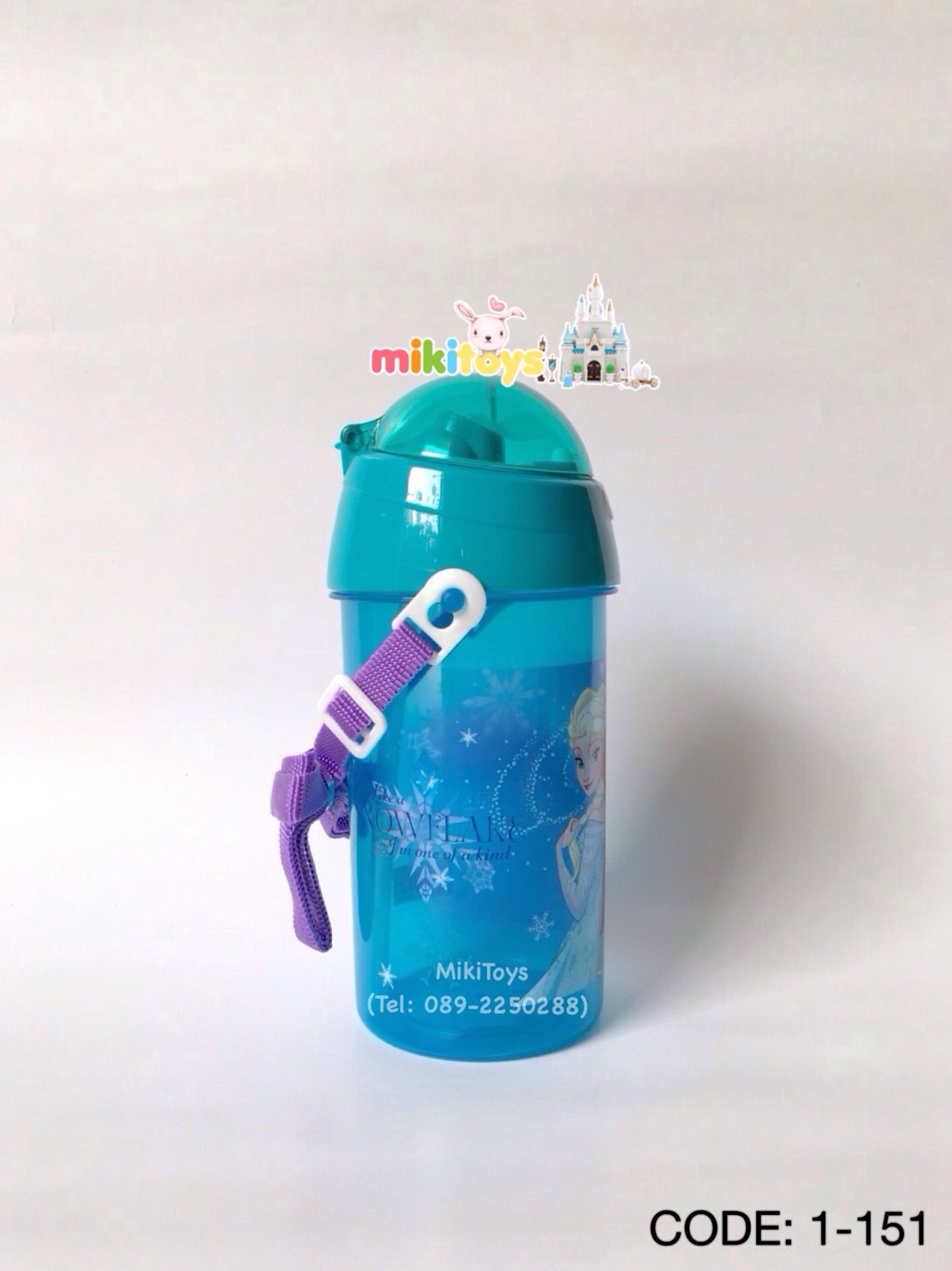 กระติกน้ำเด็กFrozen โฟรเซ่นรุ่นนี้สีเขียวอมฟ้าๆสวยมากๆค่ะ สายสีม่วง ลายสวย