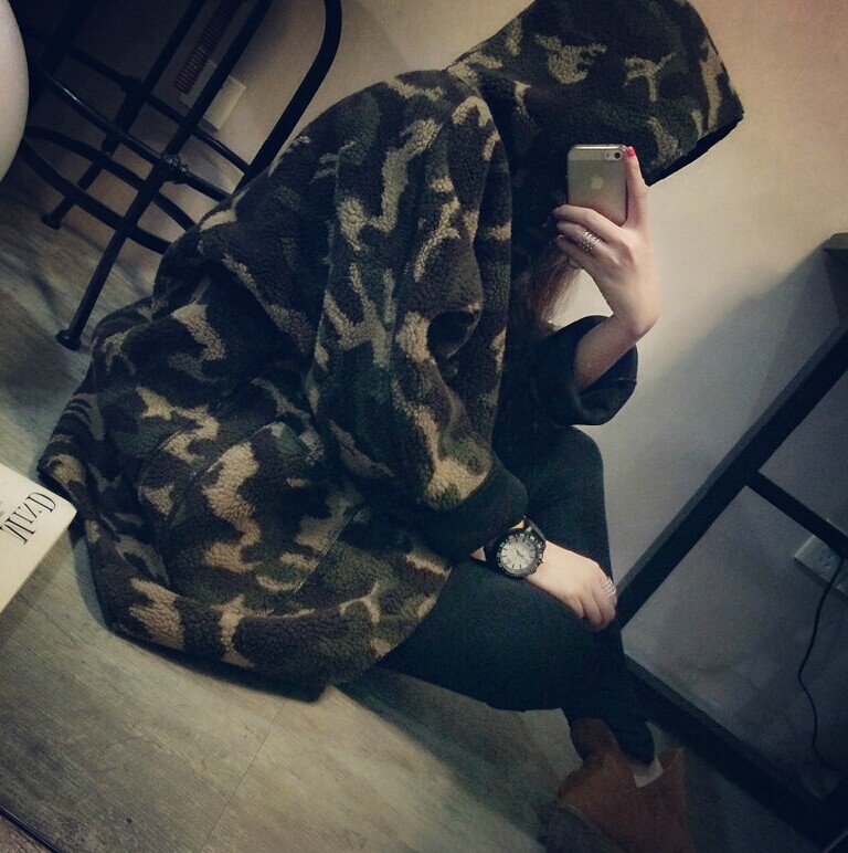 PreOrderคนอ้วน - เสื้อกันหนาว ผ้าฝ้ายขนแกะ สีเขียวลายพราง มีHood ใส่ 2 ด้านได้