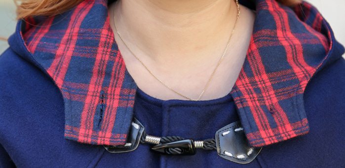 PreOrderคนอ้วน - เสื้อกันหนาว ไซส์ใหญ่ ผ้าวูล ไม่หนา ข้างในเป็นผ้าลายสก๊อต มีHood สี : น้ำเงิน / น้ำตาล