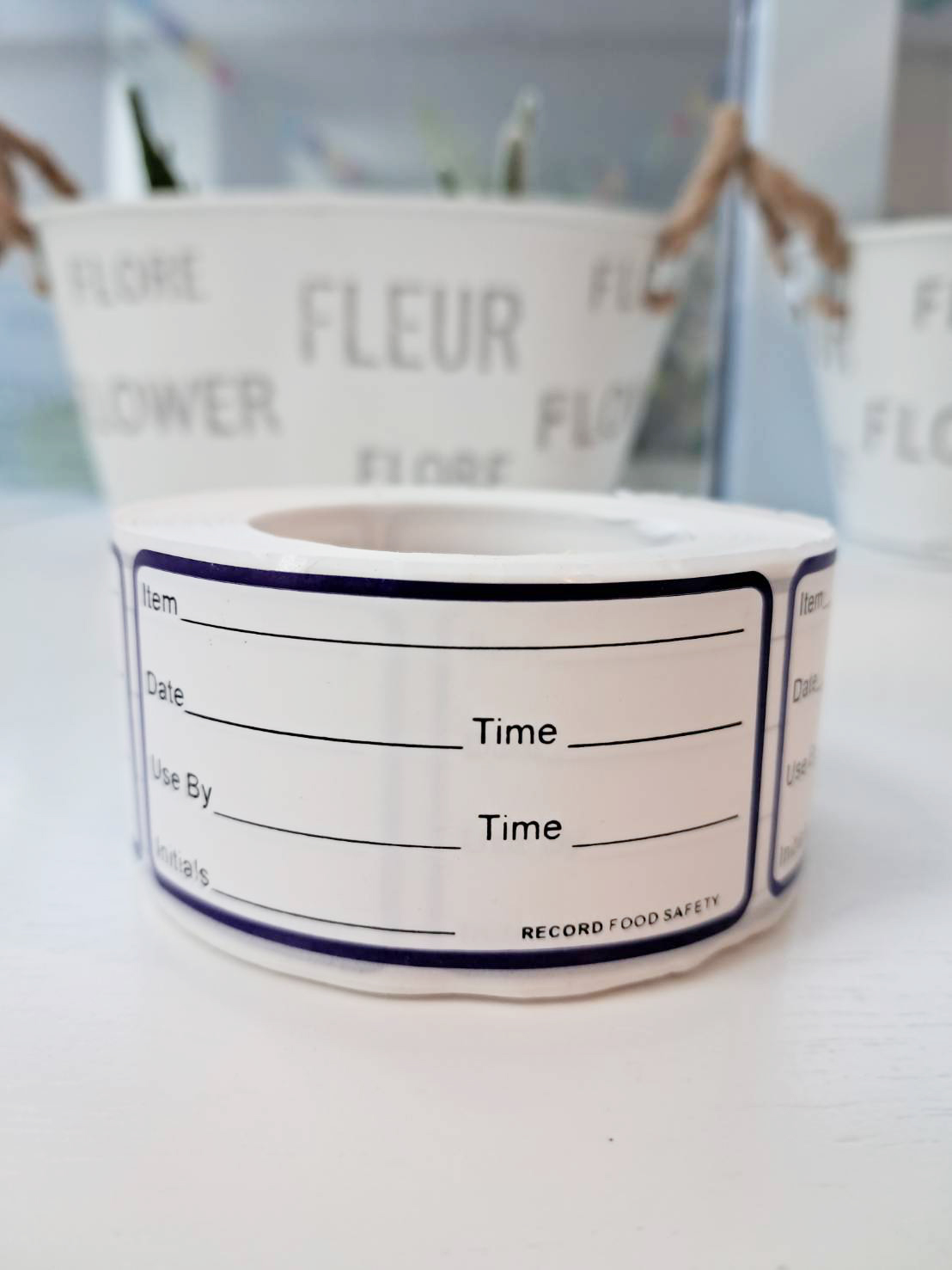 สติ๊กเกอร์แสดงวันผลิต-วันหมดอายุอาหาร 290 ดวง/ม้วน ขนาด 3x6 ซม.