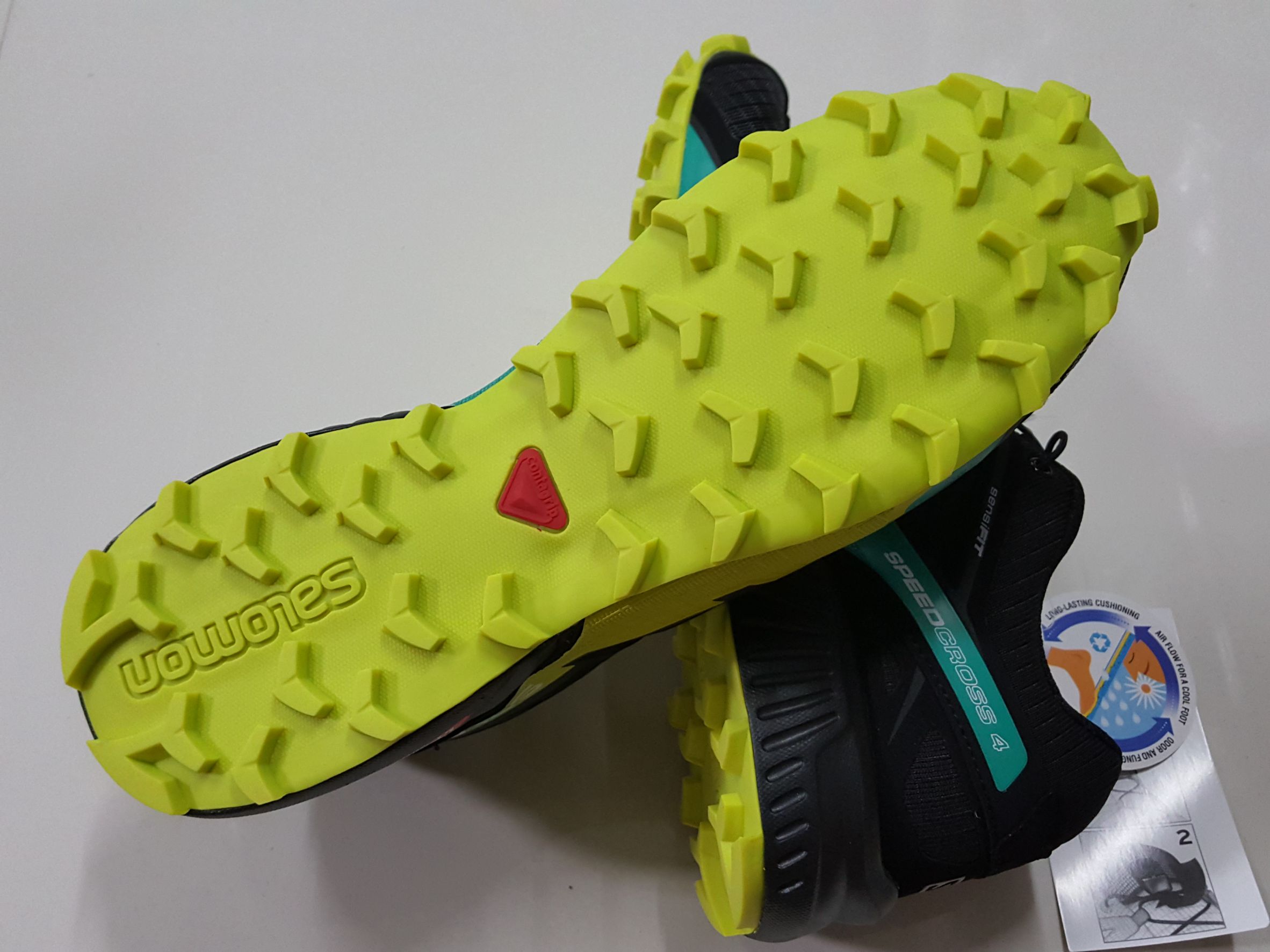 รองเท้า Salomon Gen 4