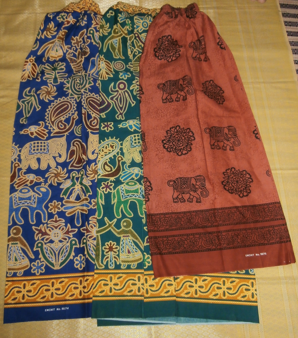 กระโปรงเอวยางยืด ยาว 40 นิ้ว Elastic Skirt Thai Sarong