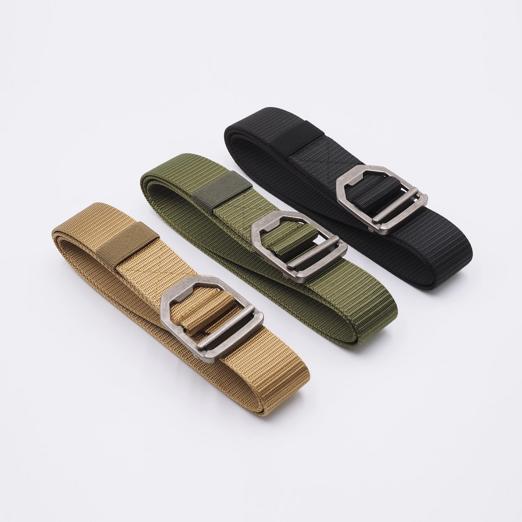 เข็มขัดไนลอน แท้ 100% B4