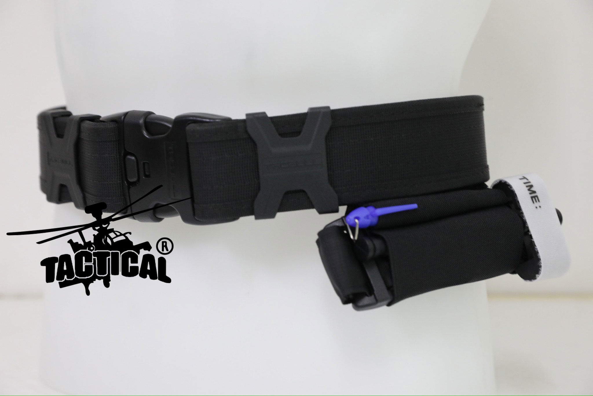 สายรัดเก็บทูนิเก้ แบบติดเข็มขัดยุทธวิธี/เสื้อเวส