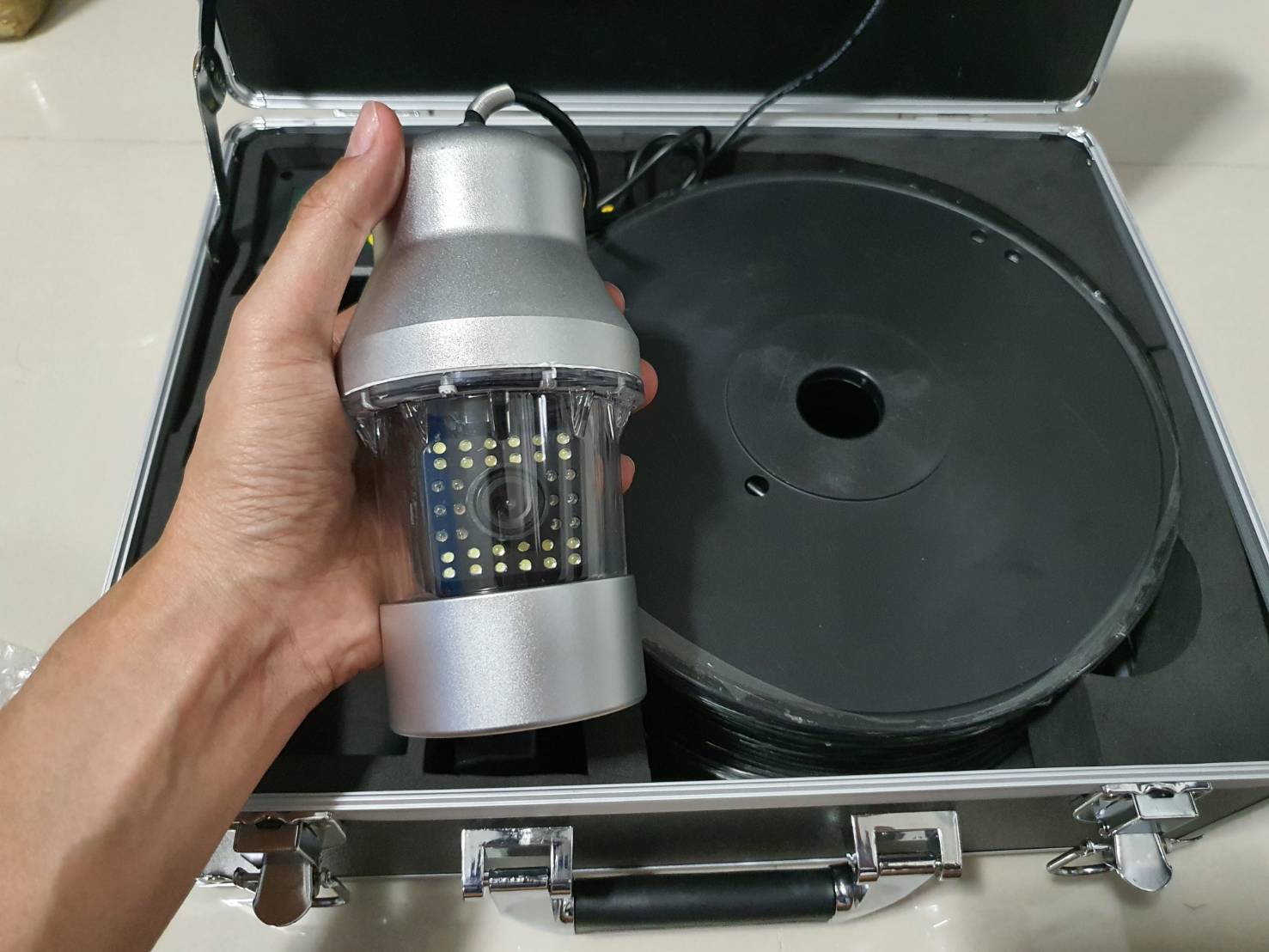 กล้องงูบังคับกล้องได้ สายยาว 20 - 200 เมตร สำหรับงานบ่อบาดาล งานท่อใต้ดินแนวดิ่ง