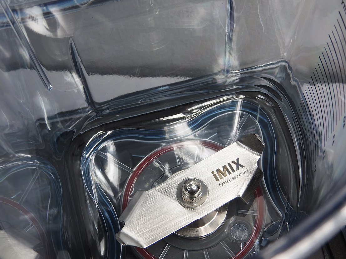 เครื่องปั่นน้ำผลไม้ไอมิกซ์ รุ่นฝาครอบลดเสียง 1800W.+แถมฟรีโถปั่น 1.4L 1 ใบ 1602-130 (รับประกันมอเตอร์ 1 ปี )