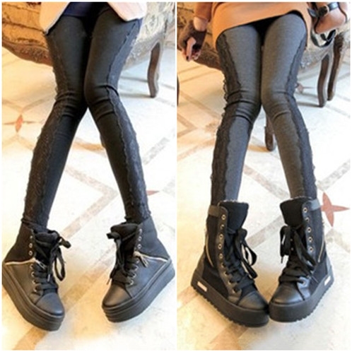 PreOrderคนอ้วน - กางเกงกันหนาวแฟชั่น ไซส์ใหญ่ คนอ้วน ผ้าโพลิเอสเตอร์ แต่งข้างด้วยผ้าลูกไม้ ข้างในผ้ากำมะหยี่ สี : เทาเข้ม / ดำ