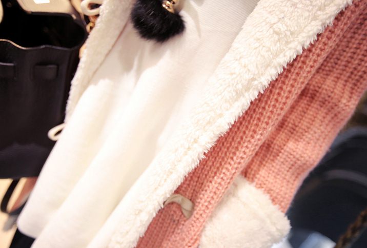 PreOrder - เสื้อกันหนาวแฟชั่นเกาหลี ฟรีไซส์ ชั้่นนอกเป็นไหมพรมถัก ข้างในเป็นผ้ากำมะหยี่ สี : เบจ / น้ำเงิน / ชมพู