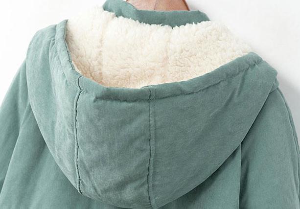 PreOrderไซส์ใหญ่ - เสื้อกันหนาวแฟชั่น ไซส์ใหญ่ คนอ้วน ข้างในเป็นผ้ากำมะหยี่ อุ่น ๆ มีHood สี : สีดำ / สีเขียว