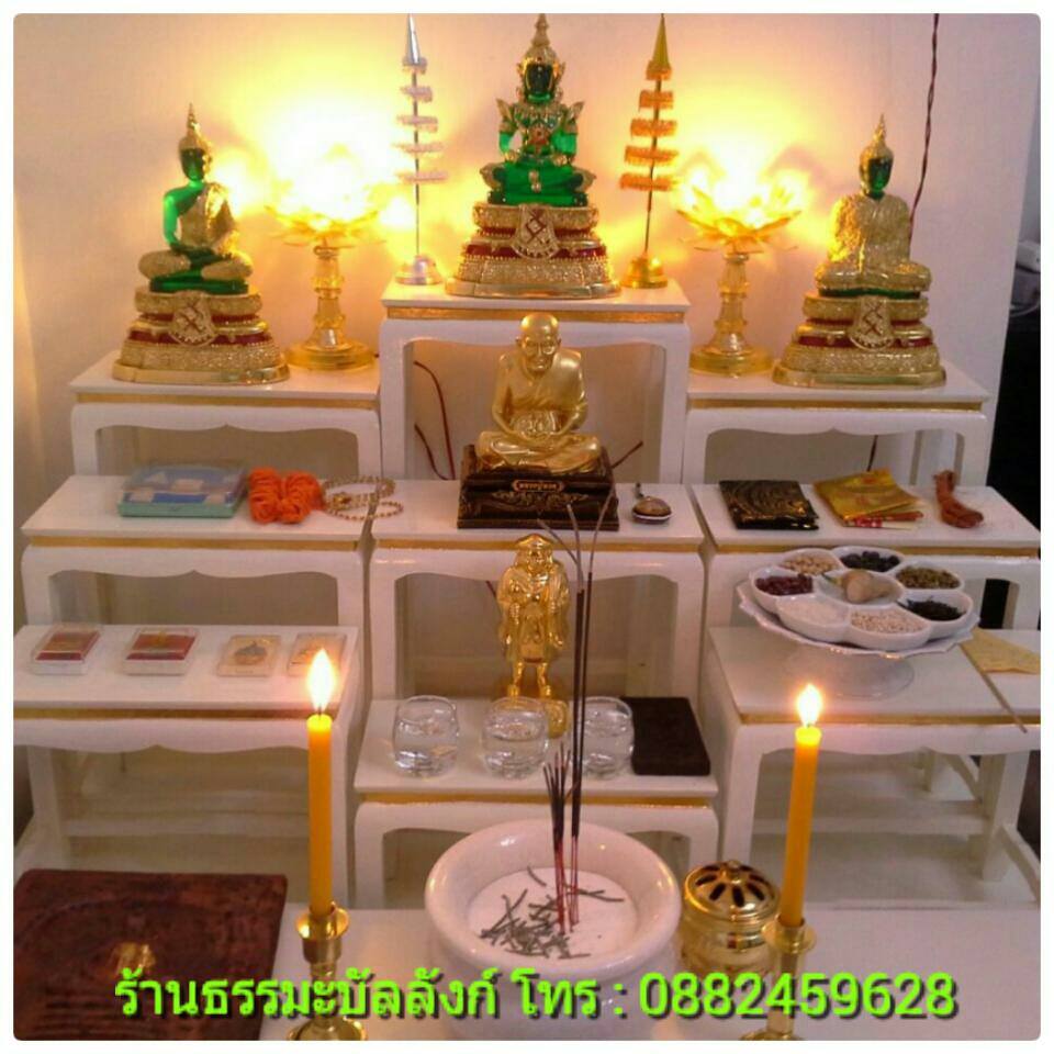 โต๊ะหมู่บูชา หมู่ 9 หน้า 6 แถบทอง ไม้ทุเรียน ขาตรง สีขาว