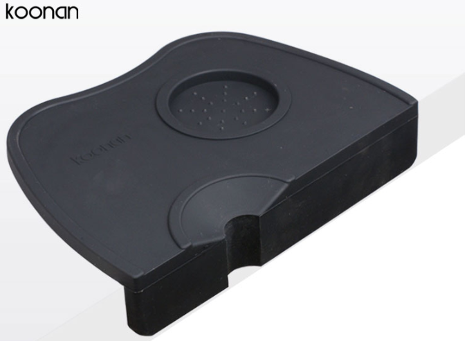 แผ่นยางรองแทมเปอร์ koonan มีที่เสียบปากกาวาดลายอาร์ต Tampering Corner Mat 1610-293