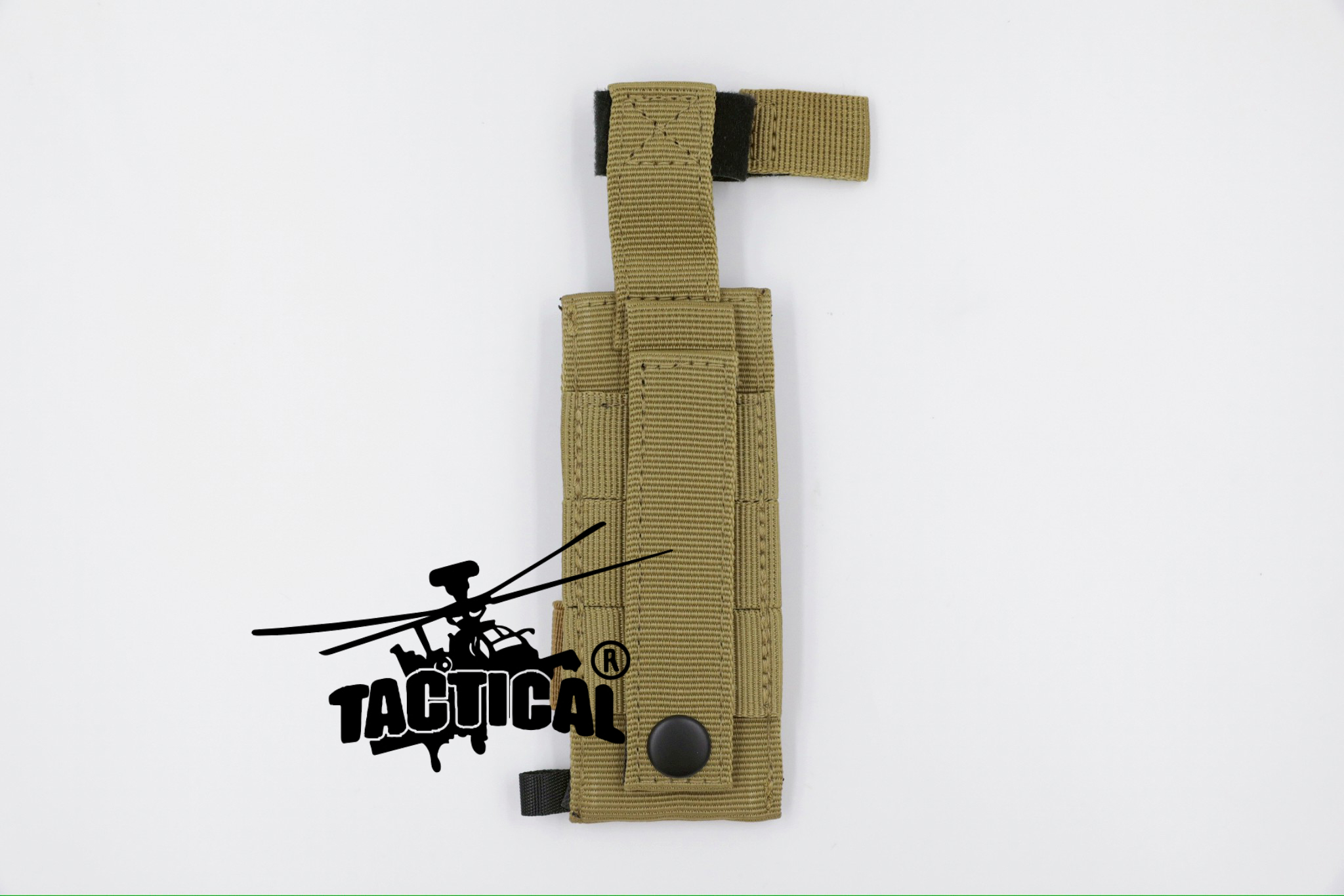 เพ้าผ้าใส่สายห้ามเลือด และกรรไกรสนาม แบบเปลือย