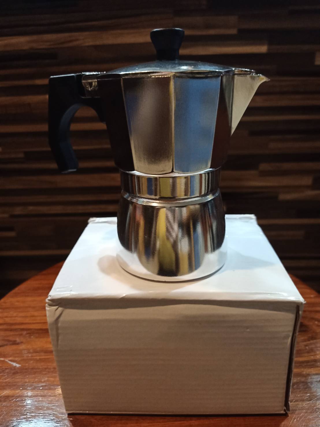 มอคค่าพอท (MOKA POT) หม้อต้มกาแฟ อลูมิเนียม 3 ถ้วย ก้นกลม หูหนา หักยาก รหัส 1686
