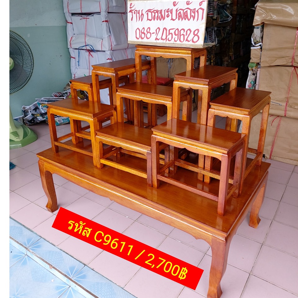 โต๊ะหมู่บูชา หมู่ 9 หน้า 6 แบบเรียบ ไม้ทุเรียน ขาตรง สีเหลืองทอง (คลิ๊กดูขนาด)