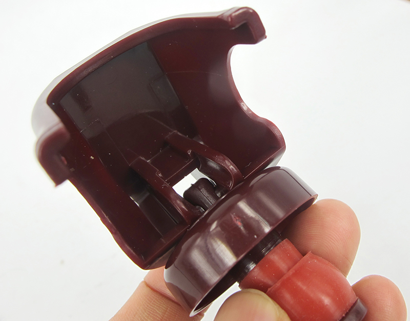 จุกปิดขวดโซดา ขวดไวน์ สีเลือดหมู ABS Magical expanded bottle lid 1610-376