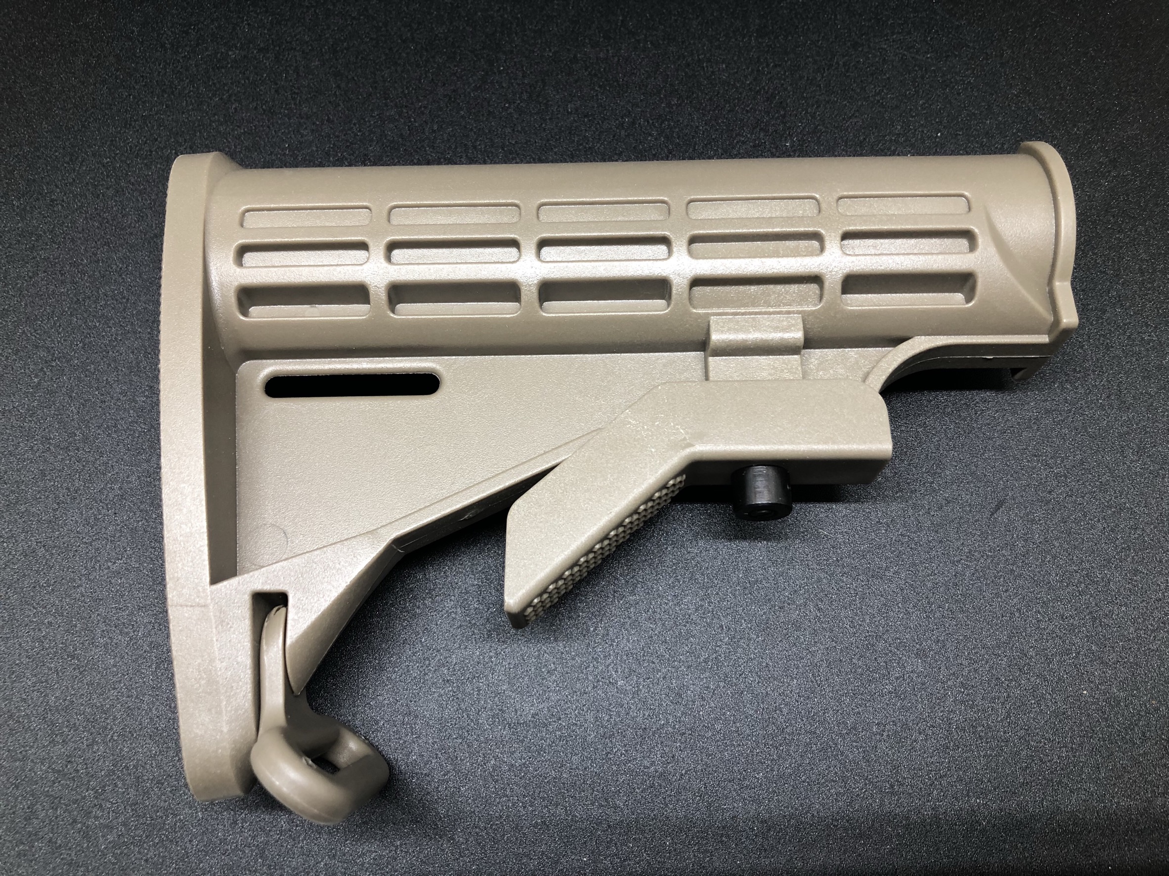 พานท้ายเดิม M4A1