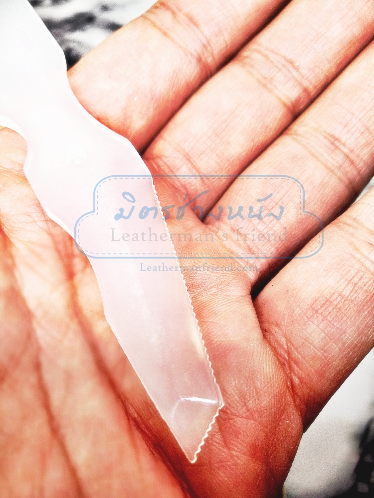 ที่ทางกาว 3 ด้ามแบบมีฟันหยัก ทากาวแล้วเหลือกาว เหมาะกับกาวขาว