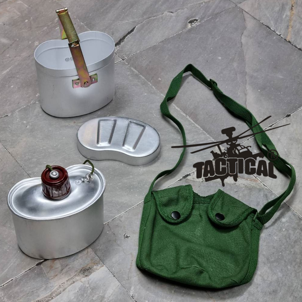 กระติกน้ำทหารอลูมิเนียม ทรงเหลี่ยม พร้อมปลอก