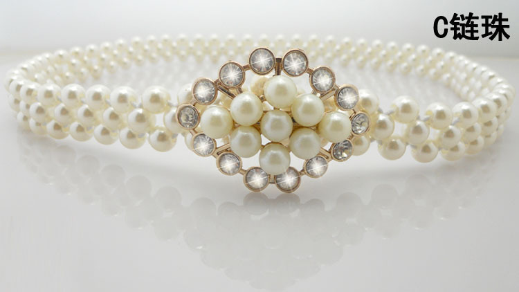 เข็มขัดมุกสีขาว หัวติดเพชรและติดมุกตรงกลาง สวยมากค่ะงานแฟชั่นเกาหลี