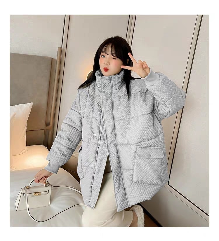 2324-0016 เสื้อคาร์ดิแกน บุนวม ตามเทรนด์เลยจ้า (นางแบบใส่XL)