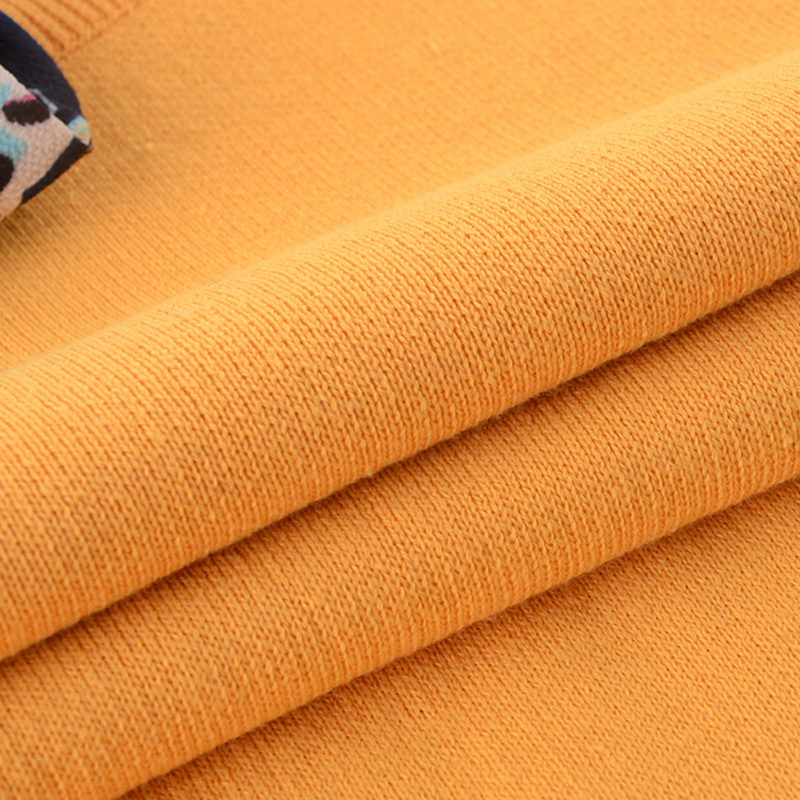 PreOrderคนอ้วน - เสื้อกันหนาวแฟชั่น ผ้าไหมพรม พร้อมผ้าพันคอ สี : เทา / เหลือง