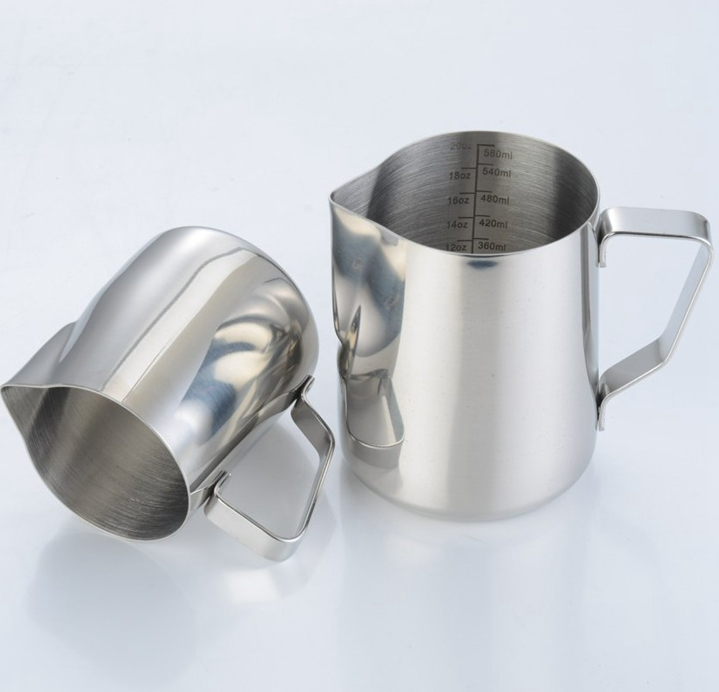 เหยือกตีฟองนม สแตนเลส มีสเกลวัดปริมาณ ขนาด 600 ซีซี 1610-433-1