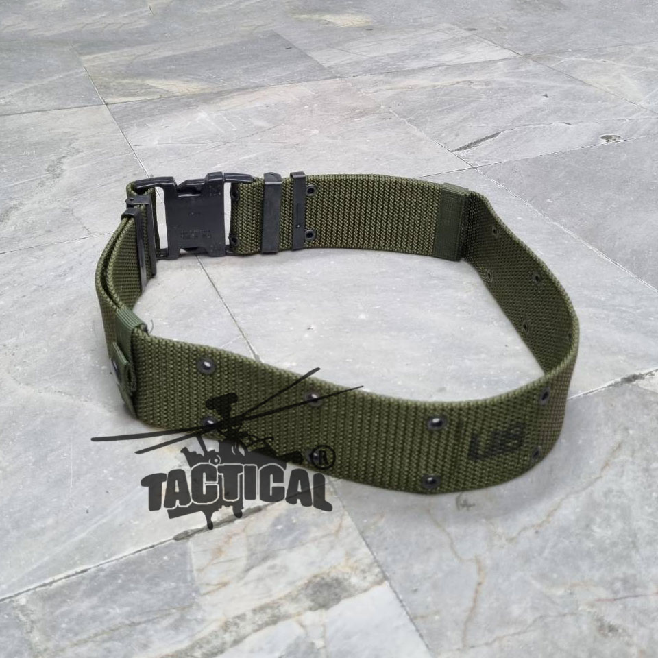 เข็มขัดสนาม ทหาร