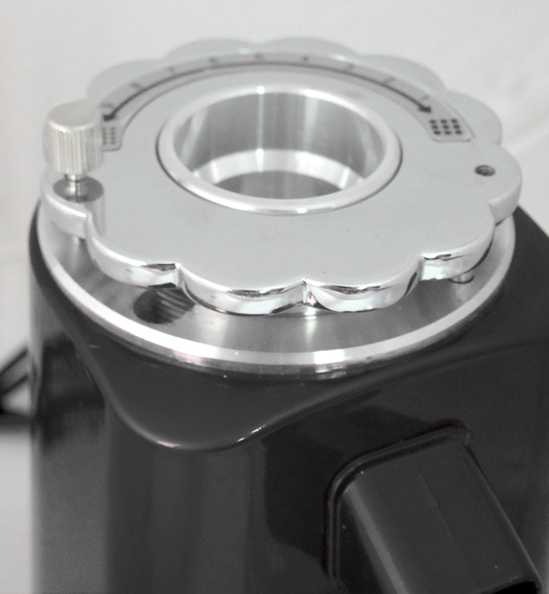 เครื่องบดเมล็ดกาแฟ LD-018 รุ่น มีโถพัก รหัส 0534