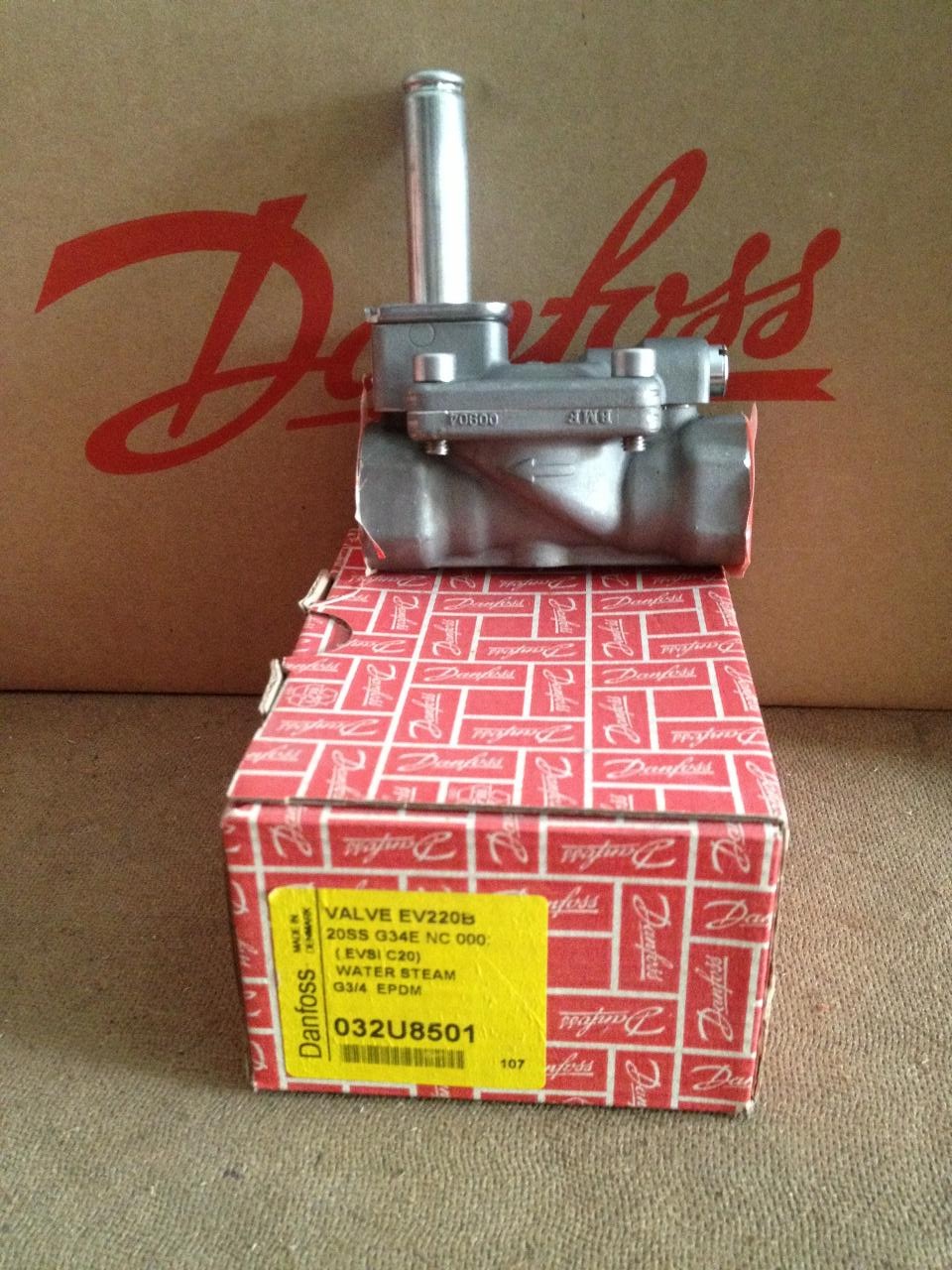 Solenoid valve EV220B 032U8501