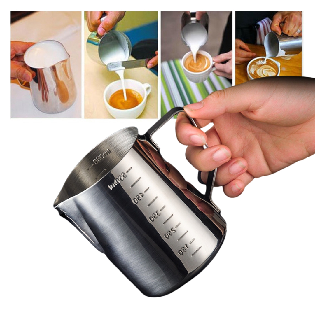 พิชเชอร์ เหยือกตีฟองนม สแตนเลส 550 มม. มีสเกลวัด 2 ด้าน รหัส 0890