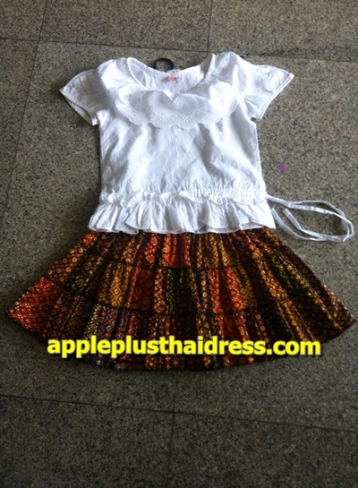 T112 ชุดไทยเด็ก เสื้อ+กระโปรงผ้าไทย