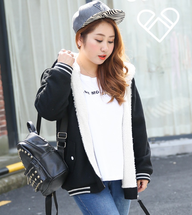 PreOrderคนอ้วน - เสื้อกันหนาว ผ้าฝ้ายโพลิเอสเตอร์ ด้านในบุขนสัตว์ มีHood สีดำ