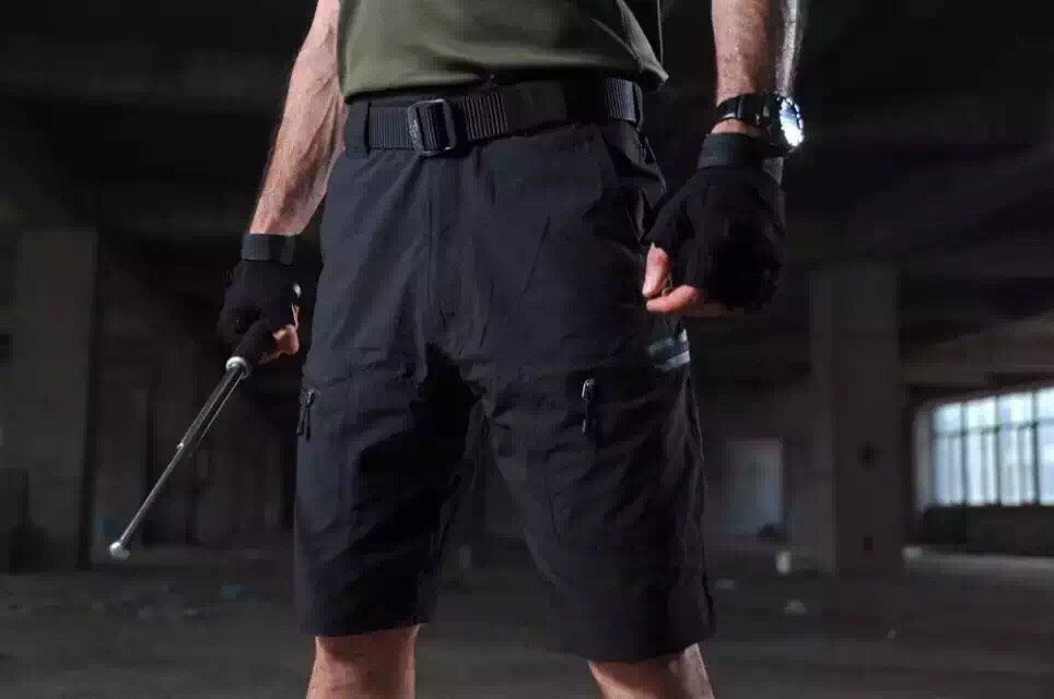 กางเกงขาสั้น Pave Hawk