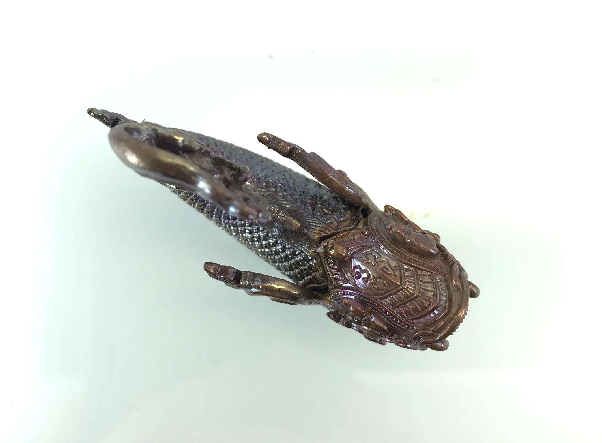 ปลาอานนท์ (ตะกรุดจ้าวสมุทร) รุ่น สรงน้ำ 58 พระอธิการใจ วัดพระยาญาติ จ.สมุทรสาคร ปี 2558 เนื้อสัมฤทธิ์ ตะกรุดเงิน จัดสร้าง 2,269ตัว พร้อมกล่องเดิม