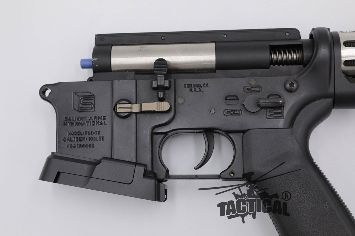 บ่อแม็กกระซีนปืน M4 รุ่นอลูมิเนียม (Adaptive Magwell)